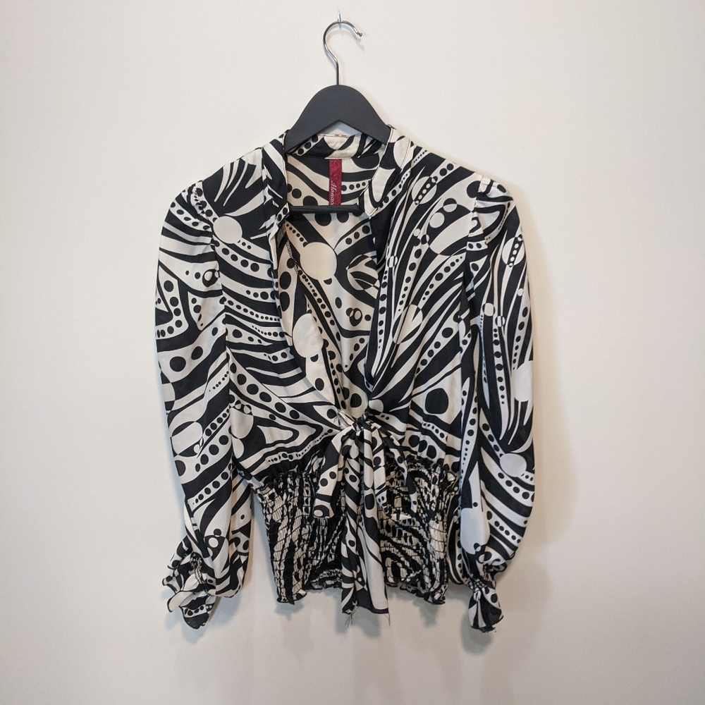 Handmade Italian blouse. By Monaco